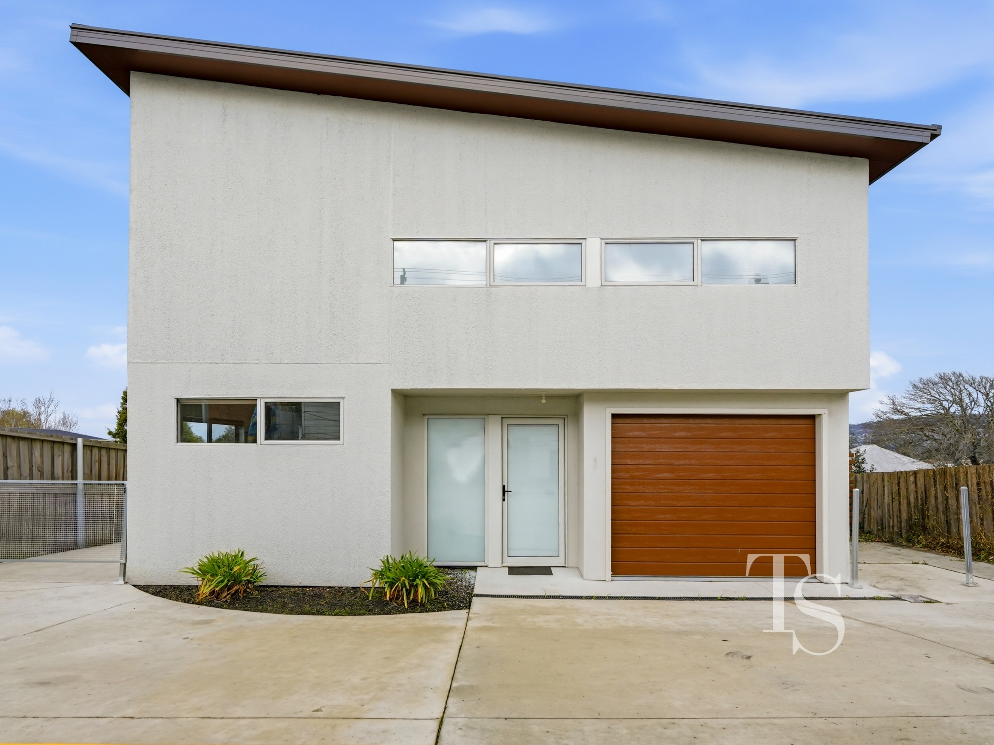 2/12 Vermont Road, Mowbray TAS 7248