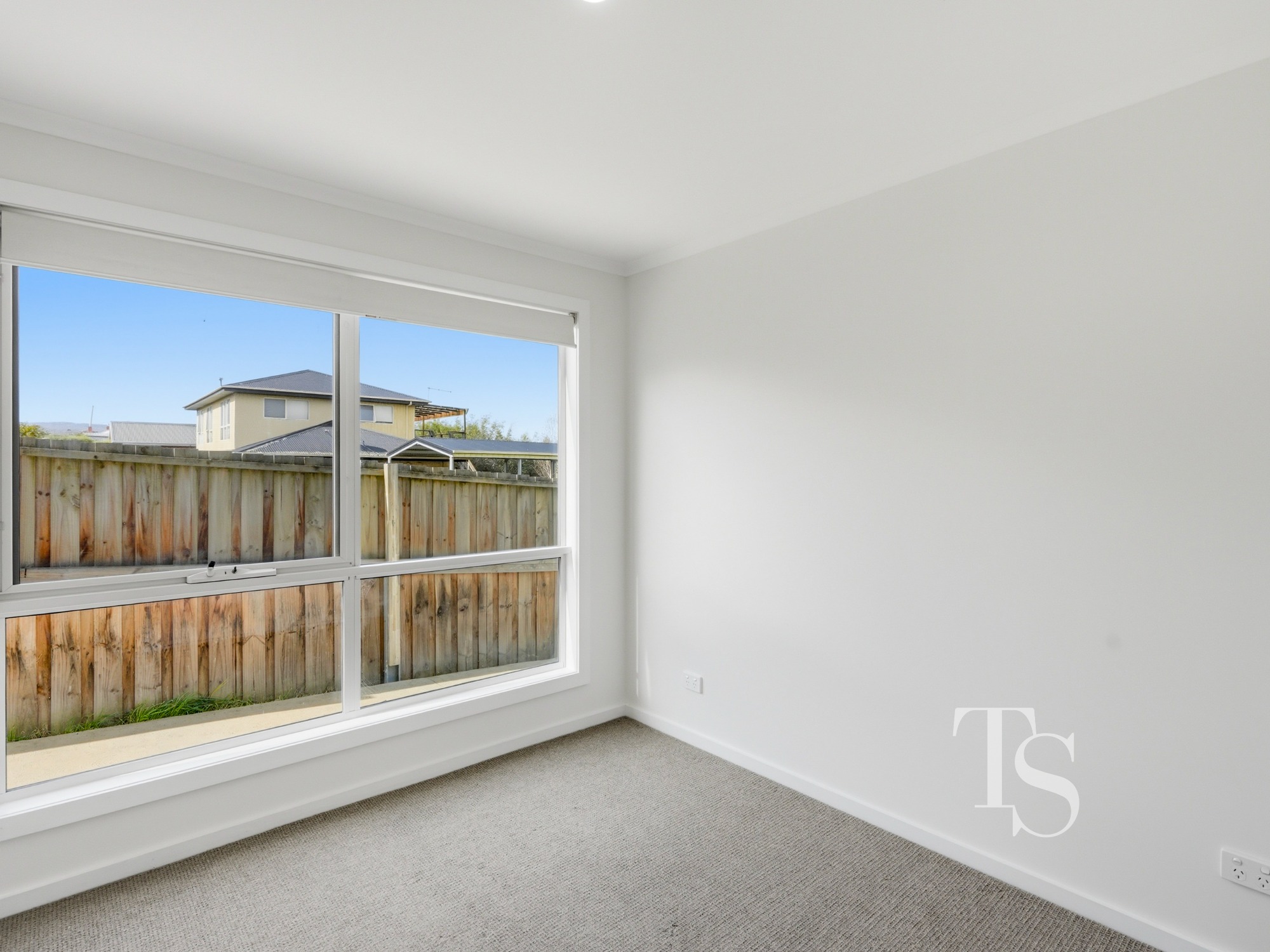 2/12 Vermont Road, Mowbray TAS 7248