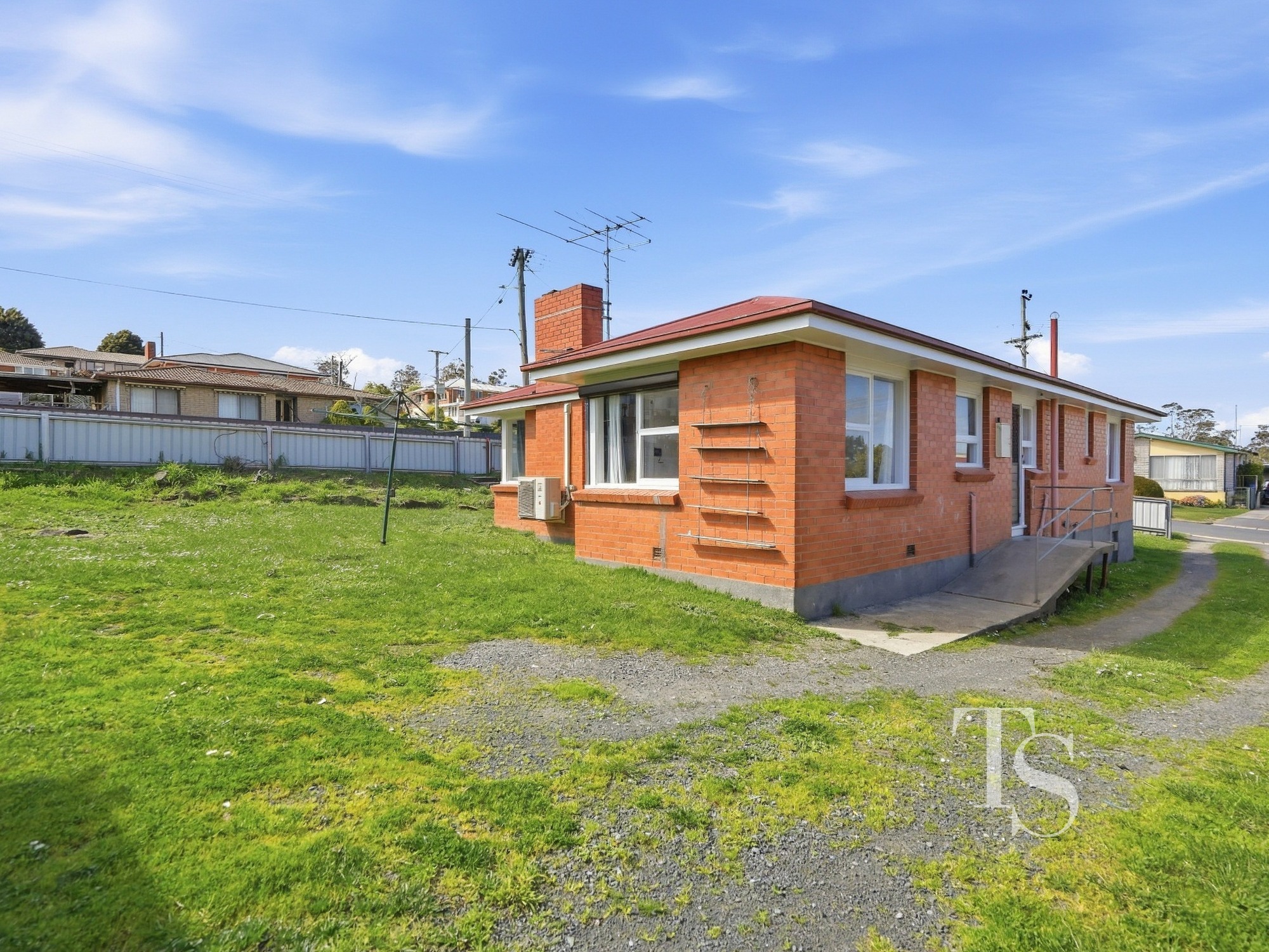 5 Dean Street, Ravenswood TAS 7250